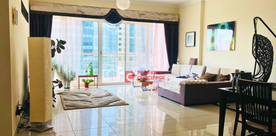 Lakás itt: Jumeirah Lake Towers, Dubai, EAE, 2 hálószoba, 151 m², azonosító: 542213