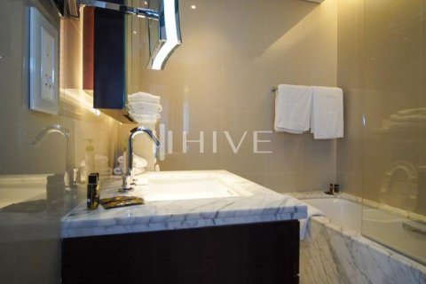 Appartement te huur in Downtown Dubai (Downtown Burj Dubai), Dubai, VAE 2 slaapkamers, 123.5 vr.m., nr 585712 - foto 11