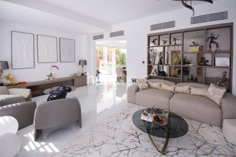 Huvila Meadows, Dubai, Arabiemiraatit 5 makuuhuonetta, 320 m2 № 625263 - kuva 13