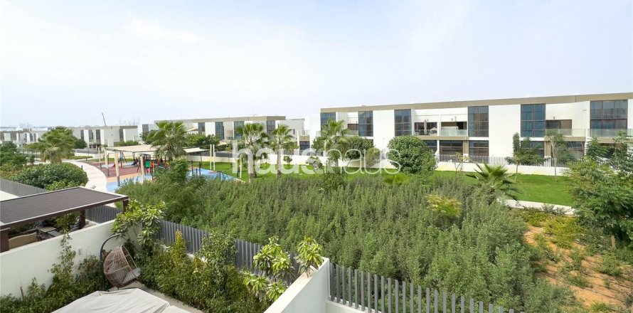 خانه شهری در Mohammed Bin Rashid City، Dubai ، امارات متحده عربی 4 خوابه ، 252 متر مربع.  شماره 625247