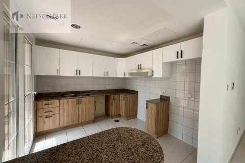Villa i The Springs, Dubai, Emiratene 3 soverom, 254.7 kvm nr. 577502