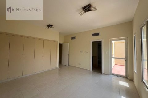 Vila v The Springs, Dubai, SAE 3 spálne, 254.7 m2 č. 577502 - Fotografia 4