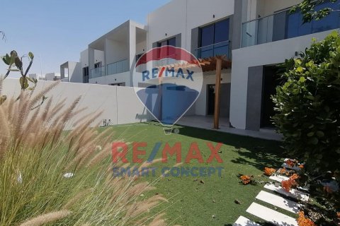 Shtëpi në qytet në Yas Island, Abu Dhabi, Emiratet e Bashkuara Arabe 3 dhoma gjumi, 315 m2. № 481325 - Foto 13