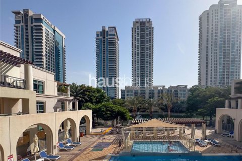 Apartman u gradu The Views, Dubai, UAE 2 spavaće sobe, 122 m2 Br. 625383