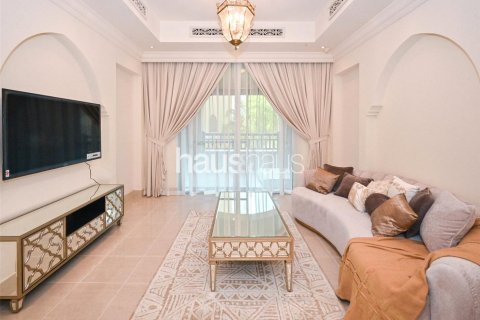 Lakás itt: Downtown Dubai (Downtown Burj Dubai), EAE, 2 hálószoba, 137 m², azonosító: 626919