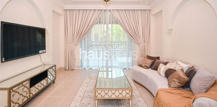 Lägenhet i Downtown Dubai (Downtown Burj Dubai), Dubai, UAE 2 sovrum, 137 kvm Nr. 626919