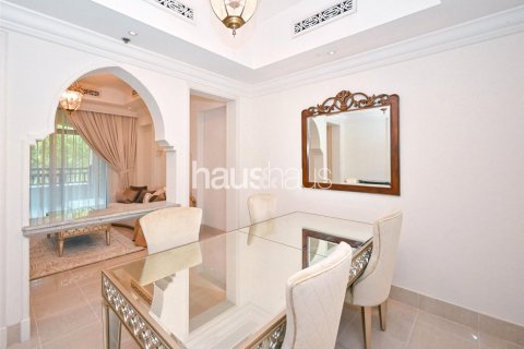 Lägenhet uthyres i Downtown Dubai (Downtown Burj Dubai), Dubai, UAE 2 sovrum, 137 kvm Nr. 626919 - fotografi 4