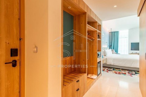 Apartment til salg i Palm Jumeirah, Dubai, UAE 46.1 kvm № 547369 - foto 12