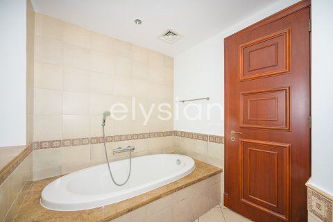 Appartement à louer à Palm Jumeirah, Dubai, EAU 2 chambres, 168 m2 № 600279 - photo 14