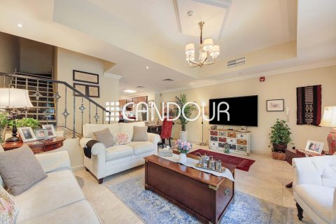 Māja Jumeirah Village Circle, Dubaijā, AAE 3 istabas, 272.9 m2 Nr. 605507 - attēls 3