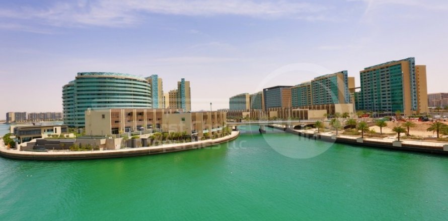 Appartamento a Al Raha Beach, Abu Dhabi, EAU 2 camere da letto, 144.9 mq. № 410461