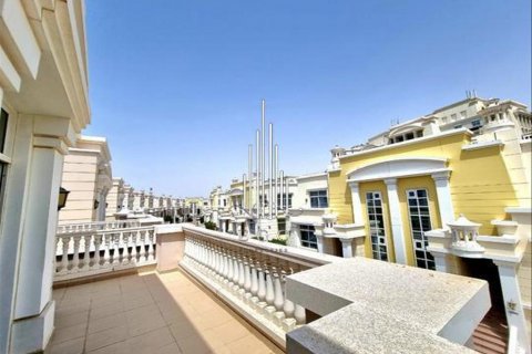Villa à louer à Khalifa City, Abu Dhabi, EAU 4 chambres, 696.8 m2 № 535062 - photo 8