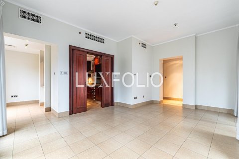 Apartment sa Old Town, Dubai, UAE 3 silid-tulugan, 183 sq.m. № 627532