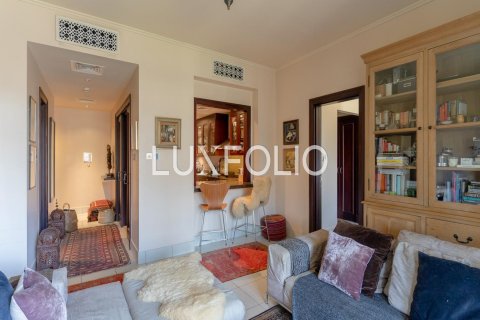 Квартира в Old Town, Дубай, ОАЭ 1 спальня, 90м2 № 627492