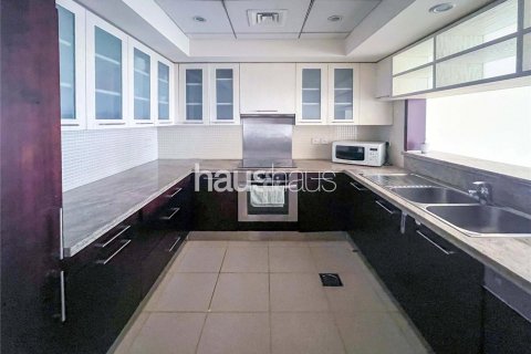 Apartamento para arrendamento em Downtown Dubai (Downtown Burj Dubai), Dubai, EAU 1 quarto, 73 m2 № 626604 - foto 5