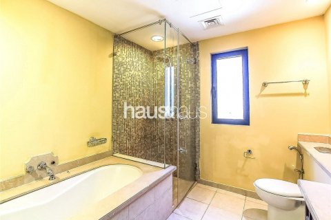 Lägenhet uthyres i Old Town, Dubai, UAE 3 sovrum, 174 kvm Nr. 626601 - fotografi 8