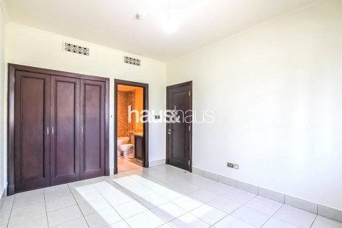 Lägenhet uthyres i Old Town, Dubai, UAE 3 sovrum, 174 kvm Nr. 626601 - fotografi 7