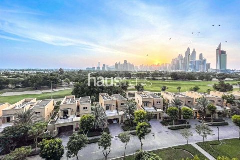 Korter asukohaga The Views, Dubai, AÜE: 3 magamistoaga, 161 m² Nr 625772