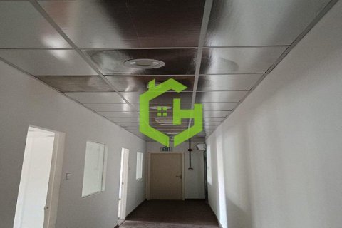 Armazém para arrendamento em Al Quoz, Dubai, EAU 1021.9 m2 № 555387 - foto 13