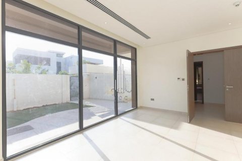 Villa te huur in Yas Island, Abu Dhabi, VAE 5 slaapkamers, 634.5 vr.m., nr 533186 - foto 5