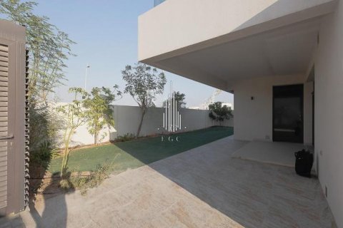 Villa te huur in Yas Island, Abu Dhabi, VAE 5 slaapkamers, 634.5 vr.m., nr 533186 - foto 12