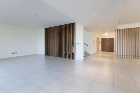 Villa te huur in Yas Island, Abu Dhabi, VAE 5 slaapkamers, 634.5 vr.m., nr 533186 - foto 4