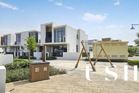 Kuća u nizu u Arabian Ranches 3, Dubai, UAE 205 m2, 3 spavaćih soba Br. 621089