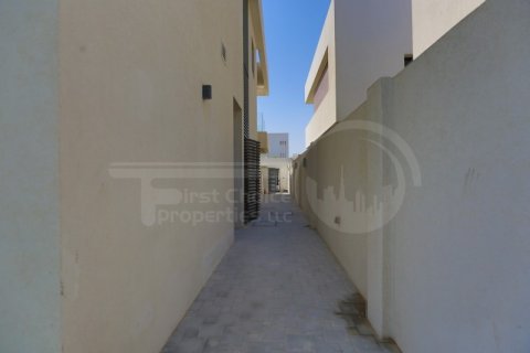 Villa on the Yas Island, Abu Dhabi, UAE 5 bedrooms, 526.8 sq.m. № 407006 - photo 14