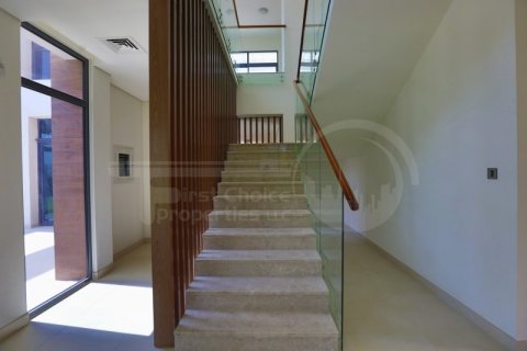 Villa on the Yas Island, Abu Dhabi, UAE 5 bedrooms, 526.8 sq.m. № 407006 - photo 7