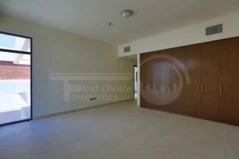 Villa on the Yas Island, Abu Dhabi, UAE 5 bedrooms, 526.8 sq.m. № 407006 - photo 13