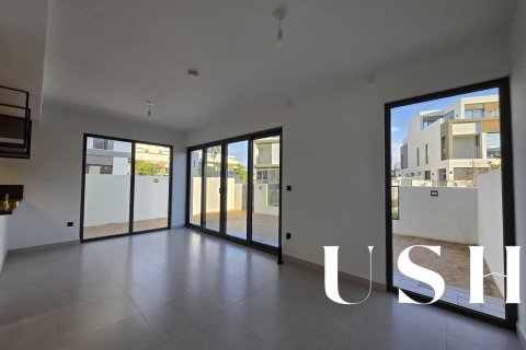 Villa Tilal Al Ghaf, Dubaijā, AAE 4 istabas, 220 m2 Nr. 620531 - attēls 2