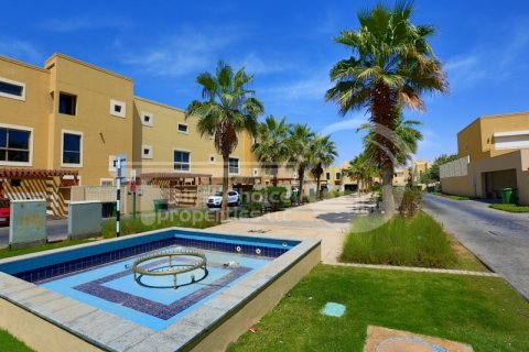 Kuća u nizu u Al Raha Gardens, Abu Dhabi, UAE 298.2 m2, 4 spavaćih soba Br. 407786
