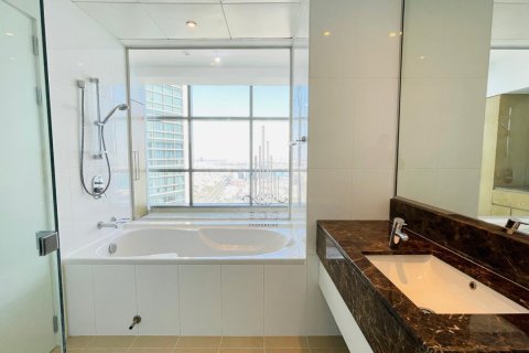 Apartment sa Corniche Road, Abu Dhabi, UAE 3 silid-tulugan, 195.3 sq.m. № 589237 - larawan 22