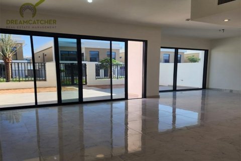 Vila v Mina Al Arab, Ras Al Khaimah, SAE 3 spálne, 236.6 m2 č. 588651 - Fotografia 9