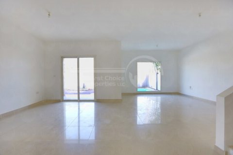 Abu Dhabi, संयुक्त अरब अमीरात में विला, 5 बेडरूम, 348.4 वर्ग मीटर, संख्या 410653 - फ़ोटो 13