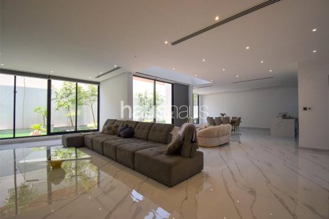 Вилла Al Furjan, Дубай, БАӘ-да 5 жатын бөлмелер, 606 м² № 625777 - фото 3