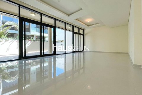 خانه شهری برای فروش در  DAMAC Hills (Akoya by DAMAC)، Dubai، امارات متحده عربی  3 خوابه ، 209 متر مربع ، شماره 625734 - تصویر 2