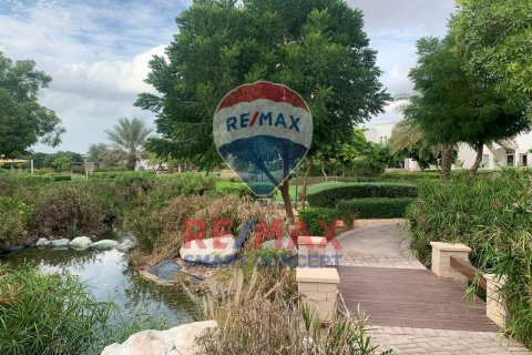 Villa in Al Ghadeer, Abu Dhabi, VAE: 4 Schlafzimmer, 321 m2 Nr. 573015