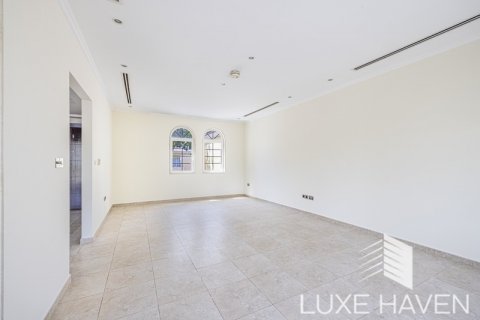 Villa til leje i Jumeirah Park, Dubai, UAE 3 soveværelser, 284.75 kvm № 387807 - foto 4