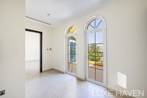 Villa til leje i Jumeirah Park, Dubai, UAE 3 soveværelser, 284.75 kvm № 387807 - foto 11
