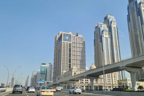 Sheikh Mohammed Bin Zayed Road - photo 1