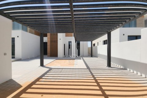 Villa para venda em Saadiyat Island, Abu Dhabi, EAU 4 quartos, 538.6 m2 № 577812 - foto 7