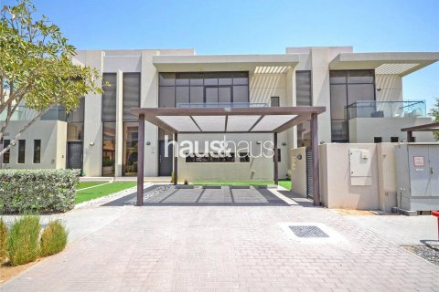 Városi lakóépület itt: DAMAC Hills (Akoya by DAMAC), Dubai, EAE, 3 hálószoba, 195 m², azonosító: 626534