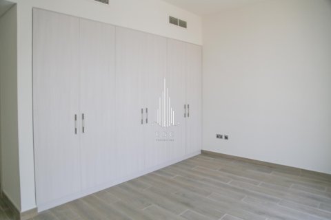 Townhouse de închiriat în Yas Island, Abu Dhabi, EAU 3 dormitoare, 162.9 mp.  №533277 - poză 15