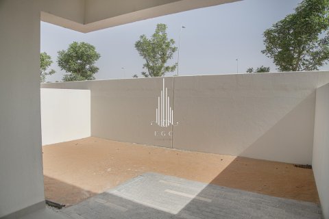 Townhouse de închiriat în Yas Island, Abu Dhabi, EAU 3 dormitoare, 162.9 mp.  №533277 - poză 10