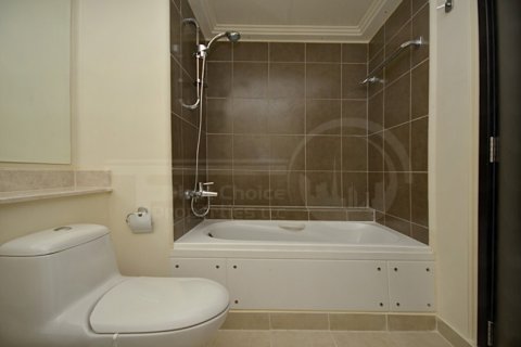 Villa zur Miete in Abu Dhabi, VAE 4 Schlafzimmer, 265.3 m2 Nr. 410558 - Foto 10