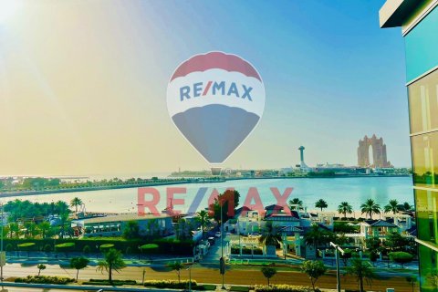 Lakás itt: Corniche Road, Abu Dhabi, EAE, 4 hálószoba, 219.2 m², azonosító: 446853 - fénykép 8