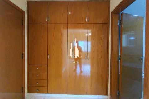Appartamento in affitto a Al Najda Street, Abu Dhabi, EAU 3 camere da letto, 195.1 mq. № 578699 - foto 24