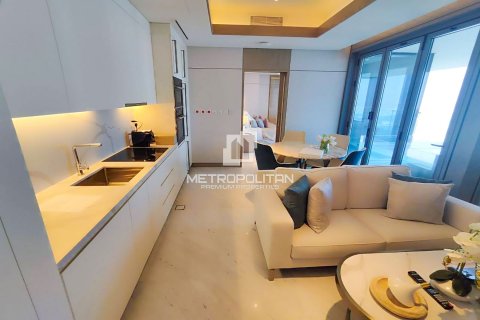 Apartmen di Jumeirah Beach Residence, Dubai, UAE 2 bilik tidur, 149 meter persegi № 592140 - foto 3