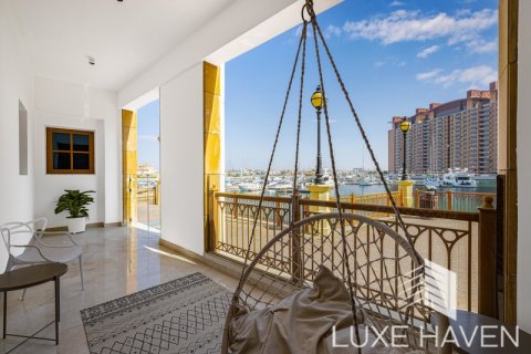 Apartmen di Palm Jumeirah, Dubai, UAE 3 bilik tidur, 442.87 meter persegi № 403218 - foto 16